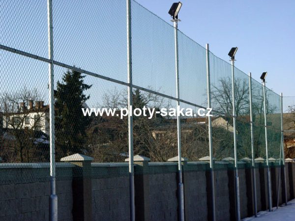 Sportovní pletivo pozinkované 300 cm, 2,5 mm